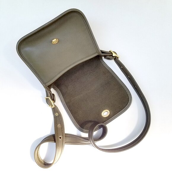 Vintage Coach Legacy Small Flap Bag Olive Green #9965 - Picture 4 of 12